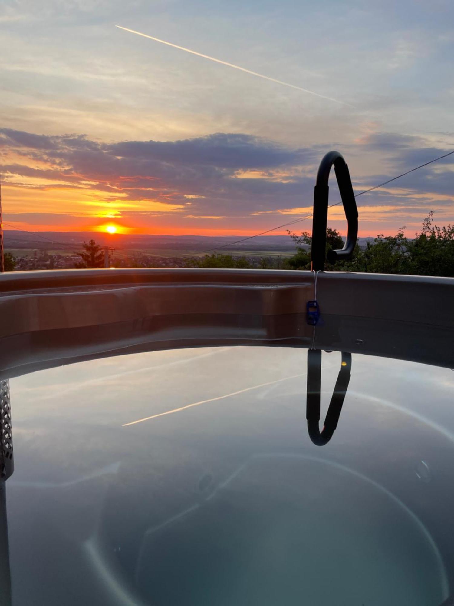 Panorama Nyaralo Villa Tahitófalu Exteriör bild